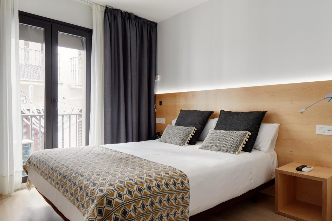 Hostal Arriazu Pamplona Dış mekan fotoğraf