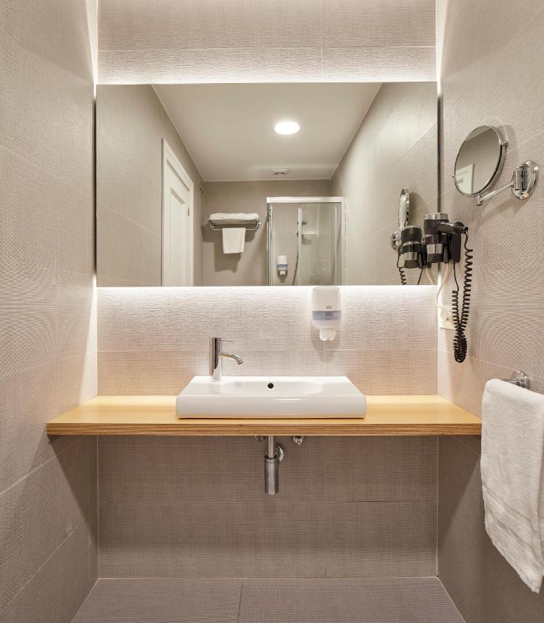 Hostal Arriazu Pamplona Dış mekan fotoğraf