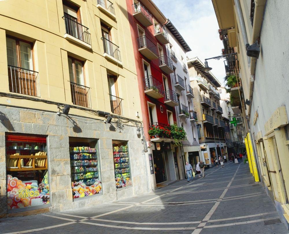 Hostal Arriazu Pamplona Dış mekan fotoğraf